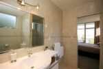 Remarkables En-suite Bathroom